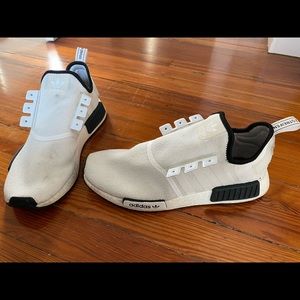 White Adidas RDS, great condition, super clean